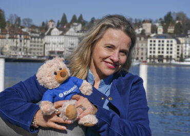 Ich bin Kiwanis Claudia Bättig mit dem Kiwa Teddy