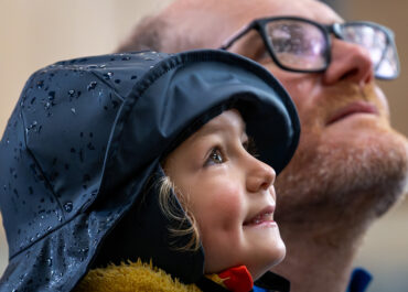 Beschtaunen von Tieren Kinder mit seltenen Krankheiten www.kmsk.ch