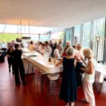 Stimmungsvoll und vereinend Foto 1